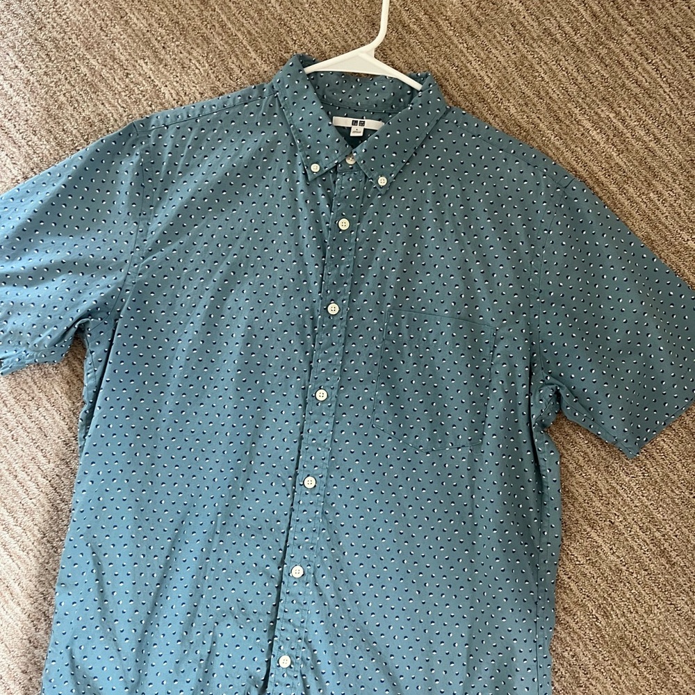 Uniqlo Men's Teal Button-Up Shirt